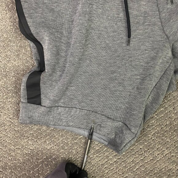 Nike Tech Fleece Shorts Men's Large Gray Gym Running Sweat Training 805160 091 - Picture 2 of 14